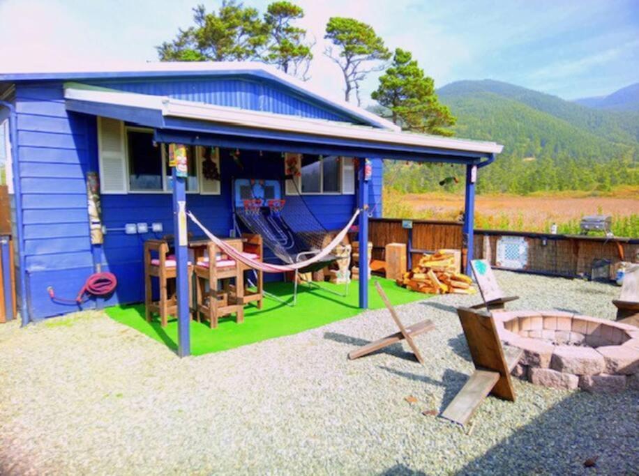 ロックアウェイ・ビーチ Tiki Escape W/ Amazing Mountain And Marsh Backdropヴィラ エクステリア 写真